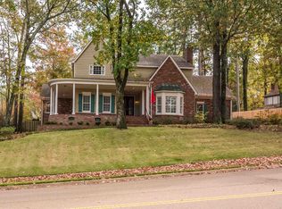 2698 Oakleigh Ln, Germantown, TN 38138