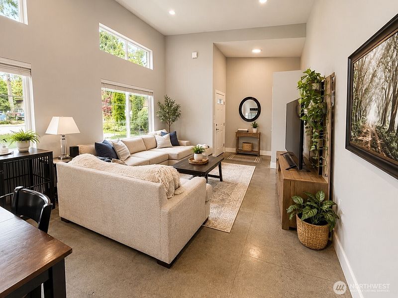 5th image of 4546 Decatur Drive
