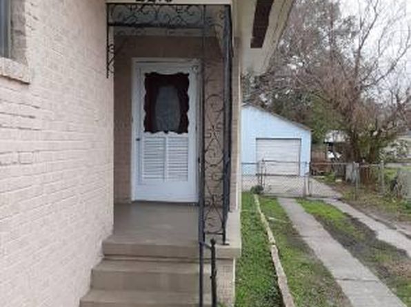 2216 Mithra St