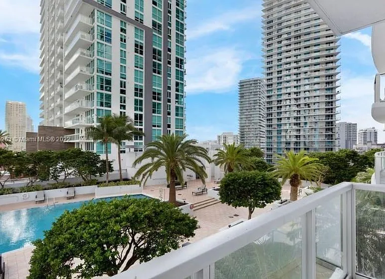 1050 Brickell Ave #1410 — Photo 20
