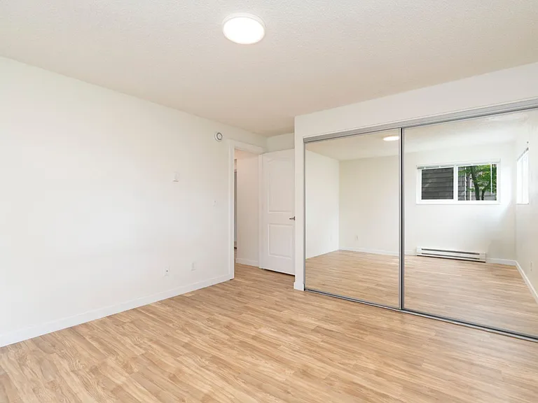 Queen Anne 9 — Photo 21