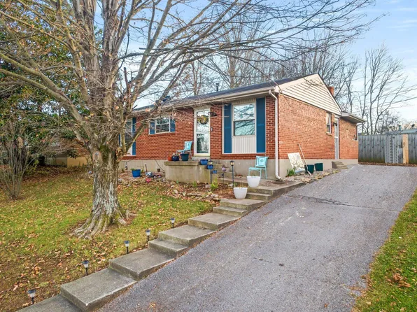 356 E Tiverton Way, Lexington, KY 40517