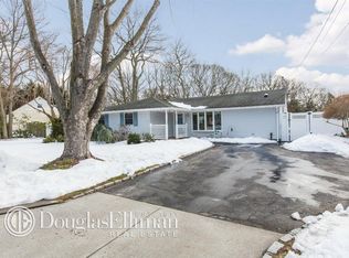 134 Granny Rd, Farmingville, NY 11738