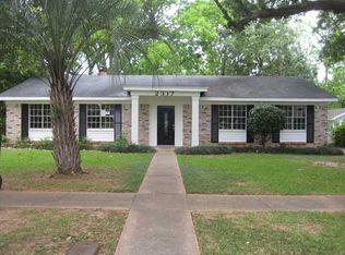 2317 Christopher Dr E, Mobile, AL 36609