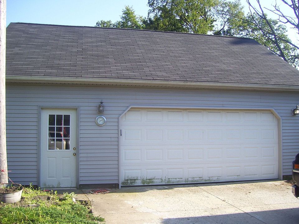 2nd image of 259 E Liberty St