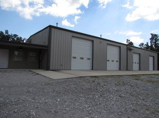 1079 Bristow Rd, Crossville, TN 38571