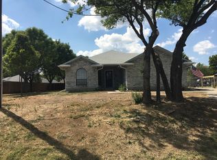 523 N 1st St, Krum, TX 76249