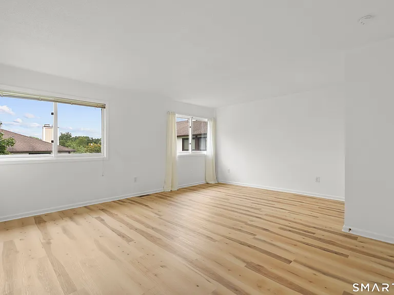 27 Crows Nest Ln #17G — Photo 10