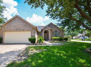 14731 Chapelbrook Ln, Houston, TX 77095