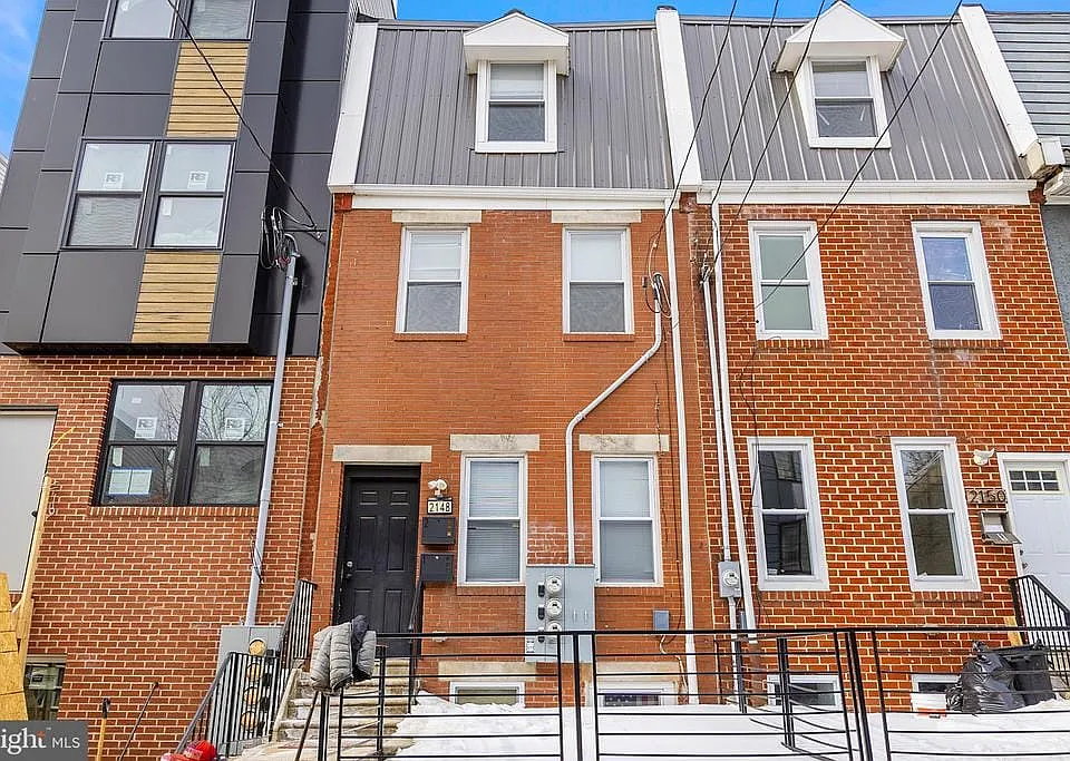 2148 N Franklin St #2
