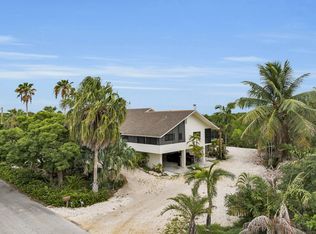 31 Carysfort Cir S, Key Largo, FL 33037