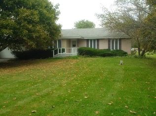 9010 Malinda Dr, Harvard, IL 60033