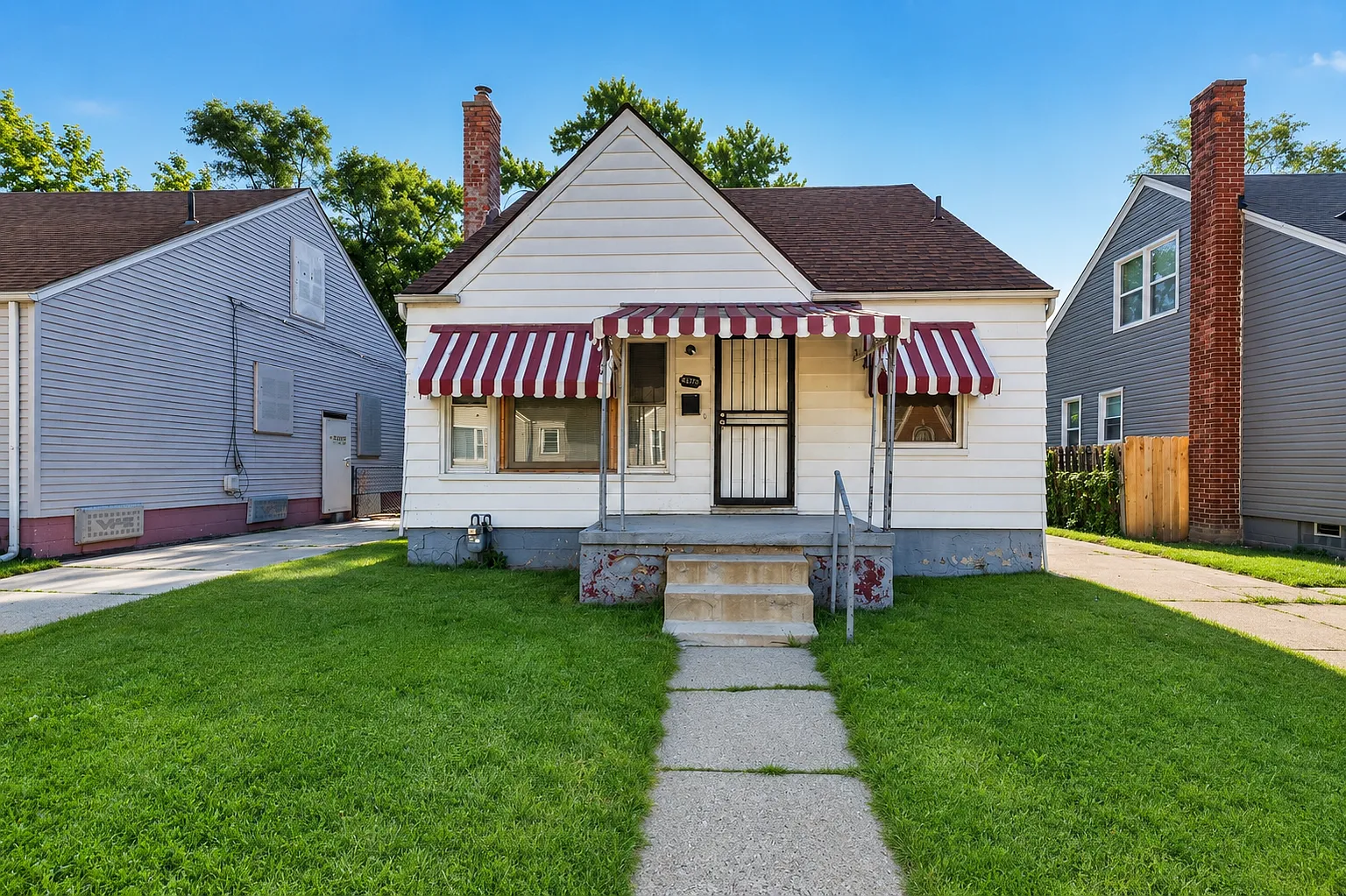 3 bed, 1200 sqft, $1,340 — Photo 1