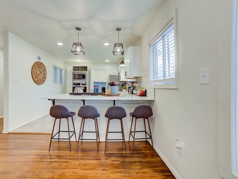 5705 E 26th Pl S — Photo 10