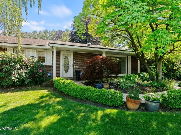 119 Gilbert Dr, Yakima, WA 98902