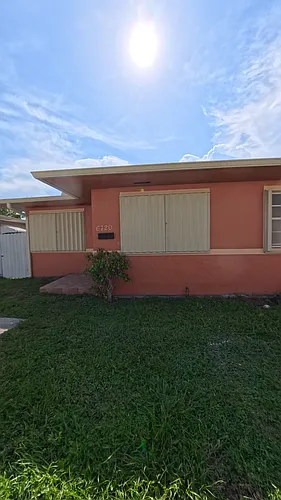 6720 NW 5th Pl #1 Photo 1