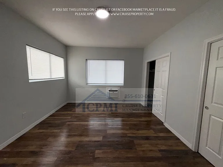 6877 Abbott Ave Miami Beach, FL 33141 — Photo 14