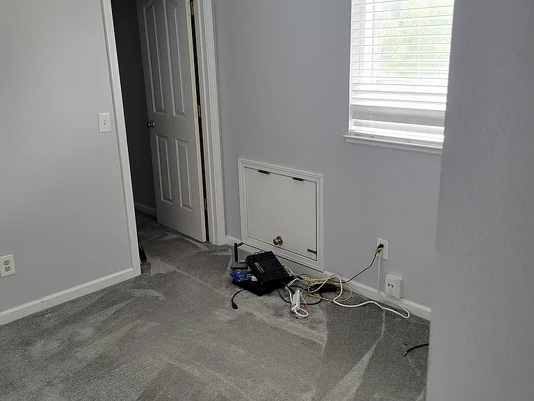 1715 Burlington Dr — Photo 6