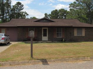 192 Heather Dr, Ozark, AL 36360