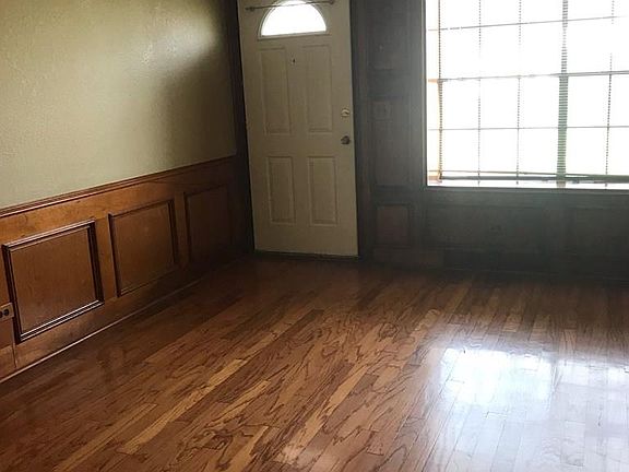 2nd image of 2100 W San Marcelo Blvd