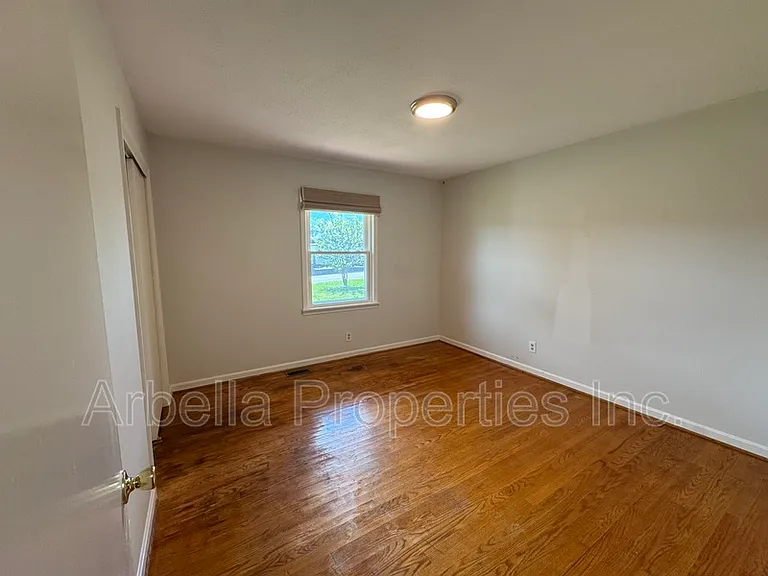 1713 Seward Dr — Photo 27