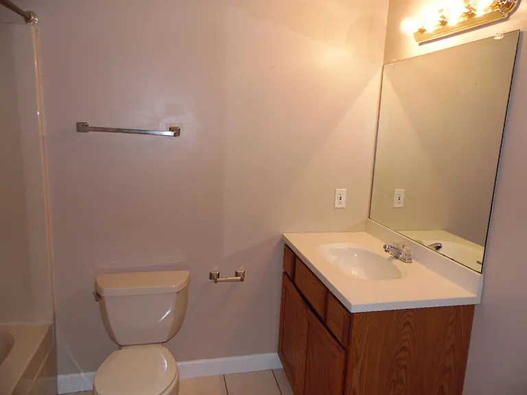 422 Old Salem Rd — Photo 11
