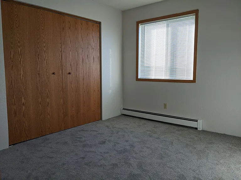 Landview Apartments — Photo 12