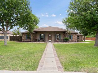 505 Far Hills Dr, Del Rio, TX 78840