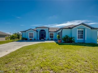 2613 SW 7th Pl, Cape Coral, FL 33914