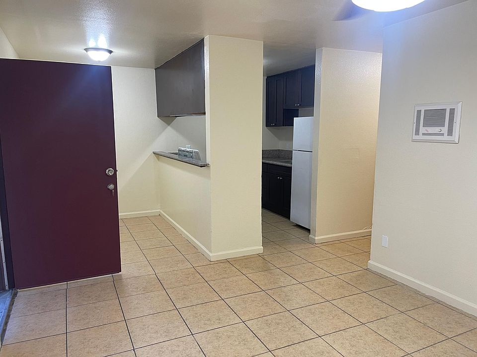 1st image of 3230 Highland Ave #1