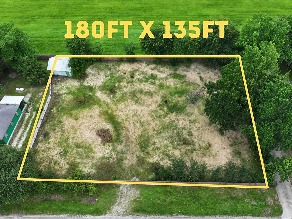 21692 E Memorial Dr