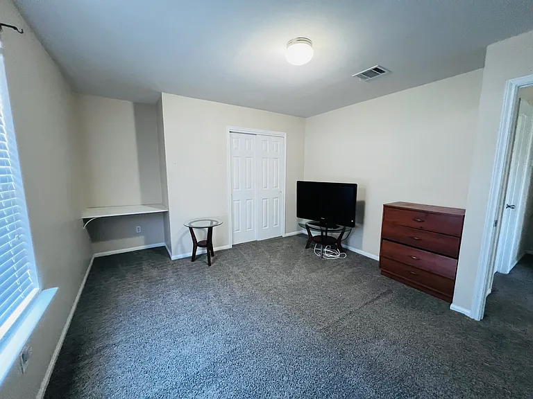 602 Taurus Dr — Photo 23