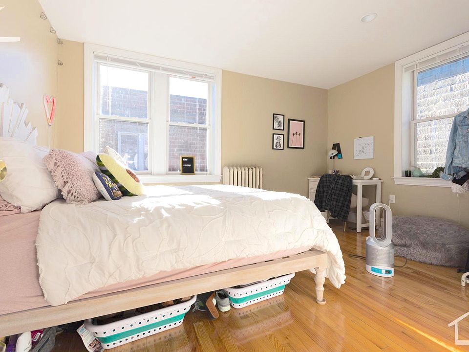 1st image of 324 Saint Paul St #3TT