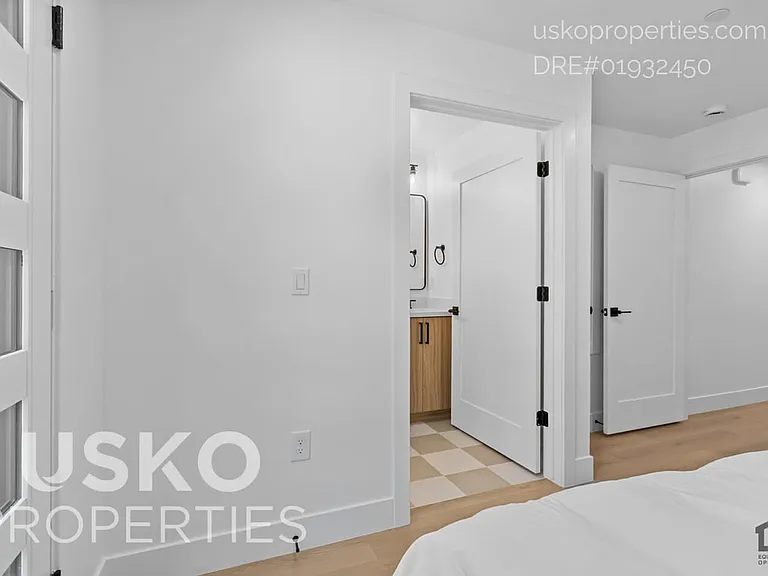 2824 D St — Photo 12