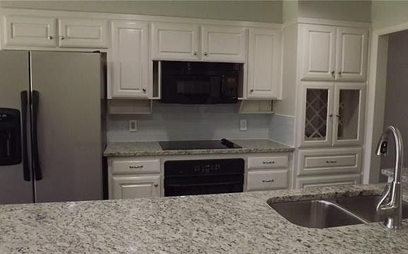 2nd image of 4917 Reynolds Dr