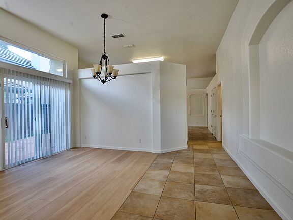 4th image of 3221 Mayten Way House Elk