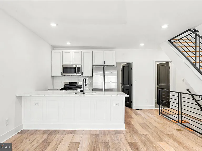 5616 Florence Ave — Photo 11