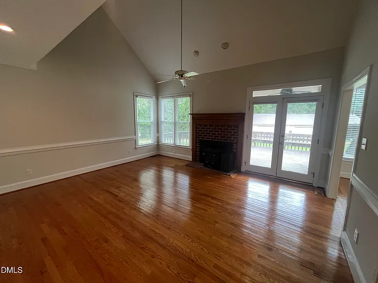 7400 Green Hope School Rd — Photo 8