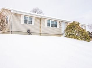 26 Par Metta Cir, Waverly, WV 26184