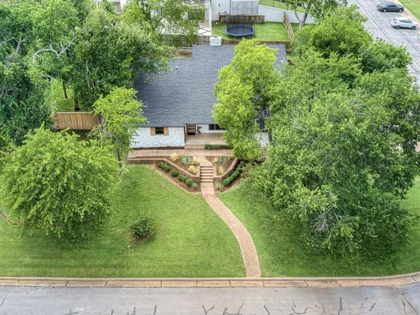 620 Park Pl, Edmond, OK 73034