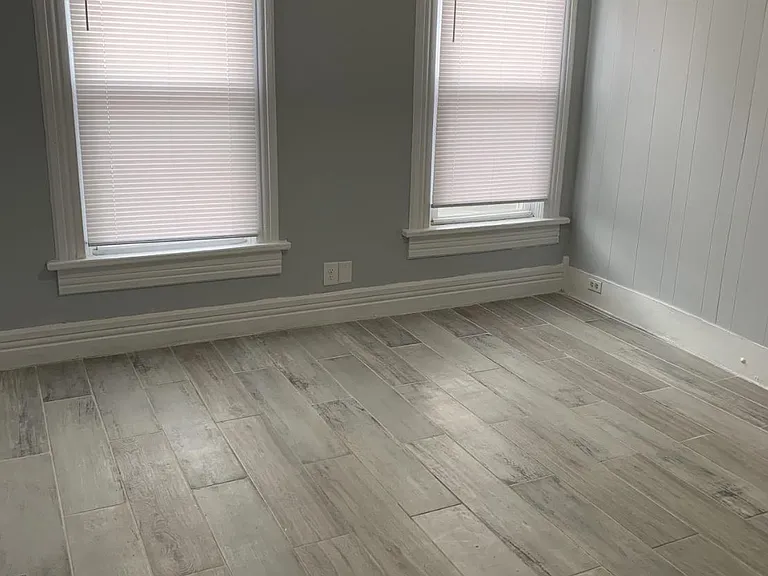 127 S Horton St #1/2 — Photo 3