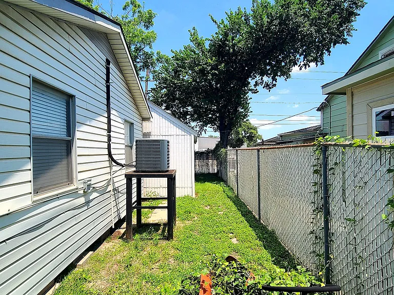 Back/Side yard (Left)