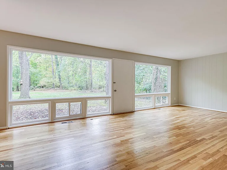 3409 Wessynton Way — Photo 6