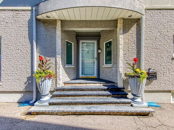 18 Martin Grove Rd, Toronto, ON M9B 4J9