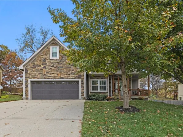 5017 N Washington St, Kansas City, MO 64118