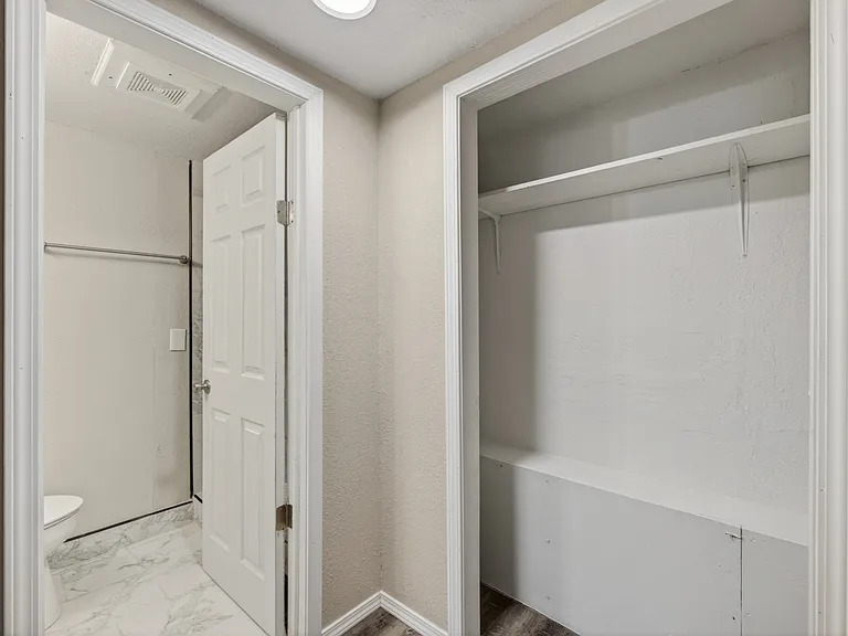 3208 N Roff Ave — Photo 13