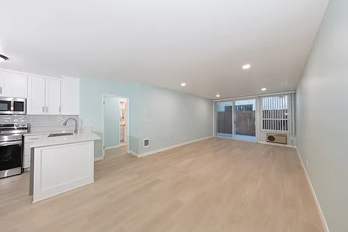 11685 Montana Ave #103 Photo 1