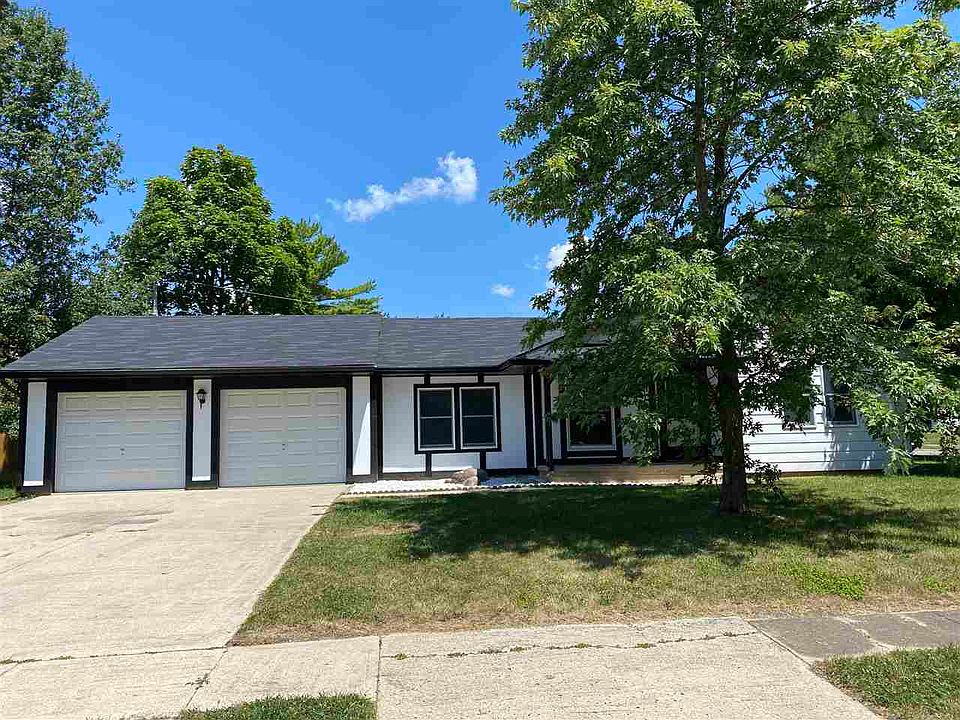 1st image of 704 Elm Dr