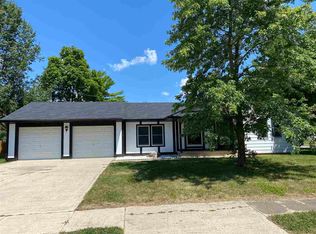 704 Elm Dr, Centerville, IN 47330