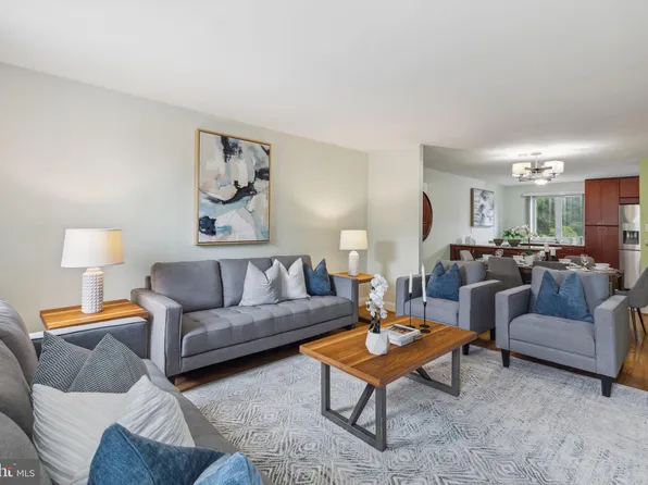 9401 Woodbridge Rd, Philadelphia, PA 19114